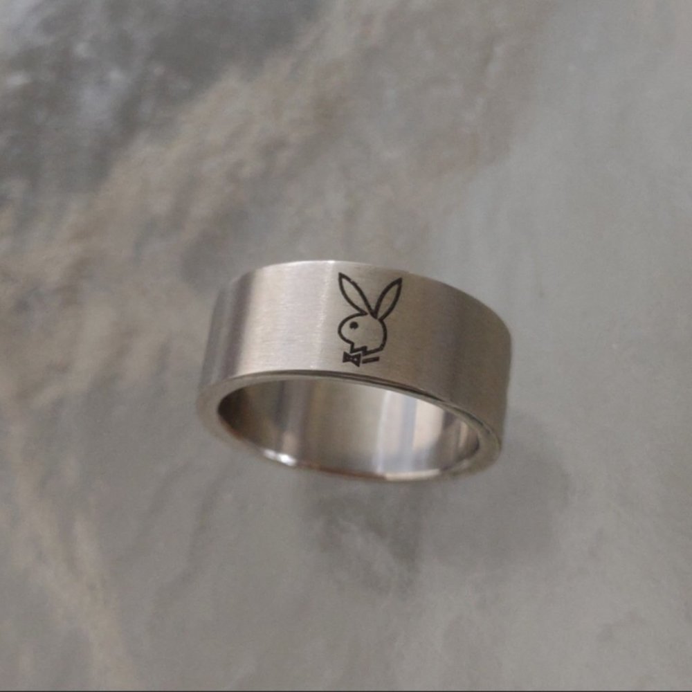 Men's Playboy Ring Bunny Logo Stainless Steel Wide Band Size 10 Mens Authentic - Picture 6 of 12